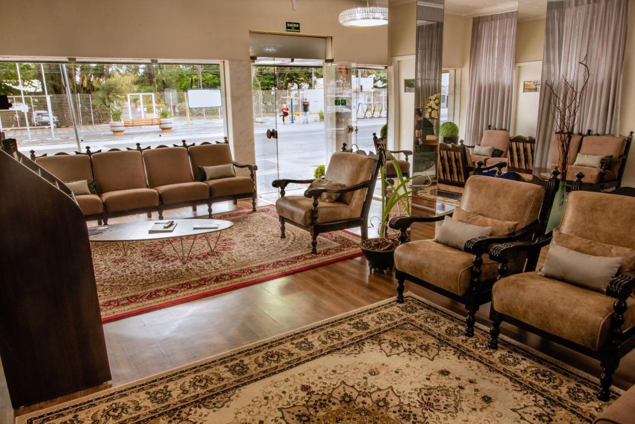 Imperador Palace Hotel Франка Екстериор снимка